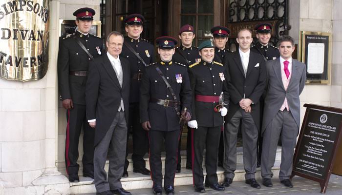 Cressida and Alex Wedding Photographs at St Brides in Fleet Street and the Honourable Artillery Company (HAC), London 