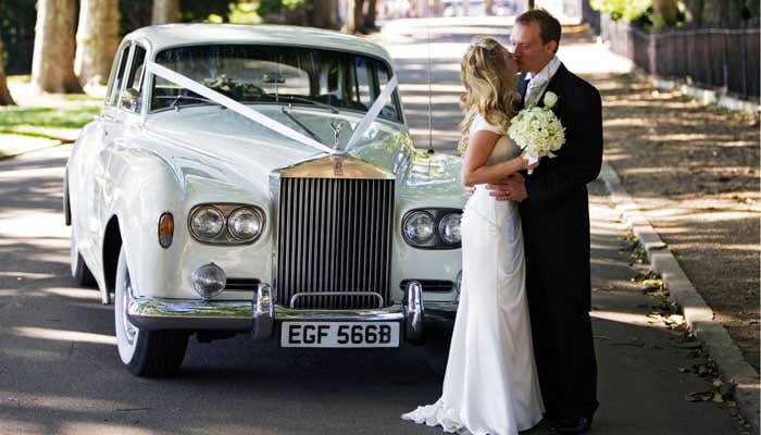 Wedding Photographer at Chelsea Register Office then Ranelagh Gardens, Royal Hospital, Chelsea, London for Hannah and Nick