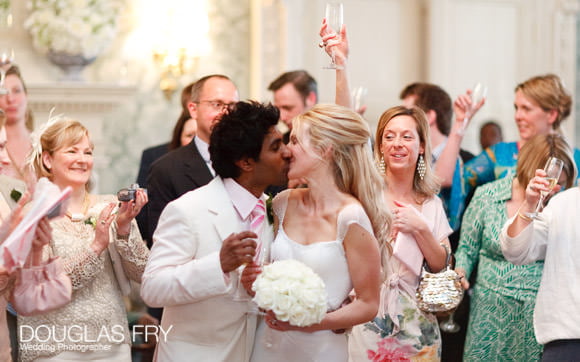 kiss wedding photograph in London