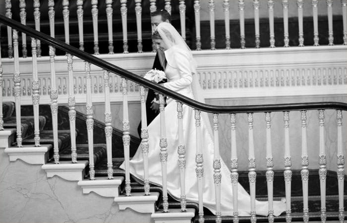 Wedding Photographer at South Hampstead Synagogue and the Institute of Directors, IoD, London for Emma and Robin 6