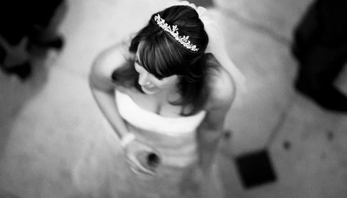 bride Wedding Photographer at Searcy's, 30 Pavilion Road, London for Rosanne and James 1