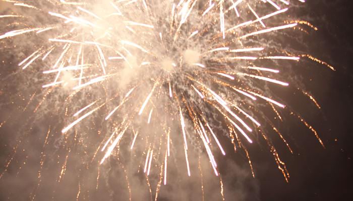 Buffy and Jamie's Wedding Photographs in Sevenoaks, Kent 2