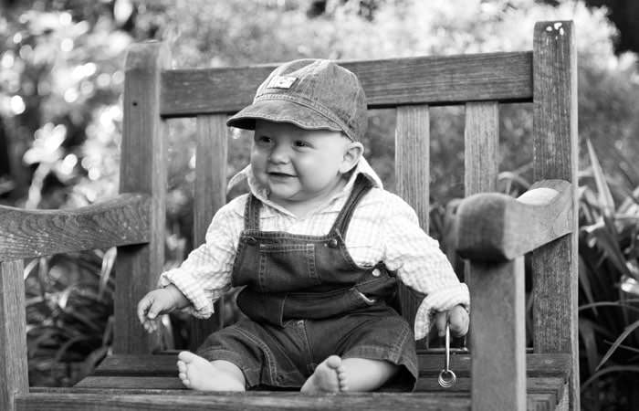 Family Portrait Photographs of Baby Charlie 3