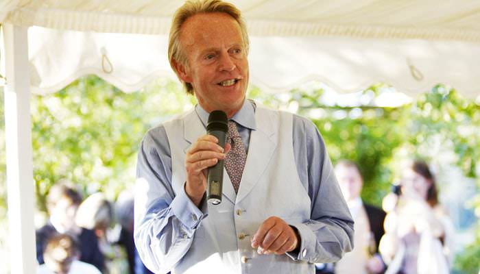 Lucy and Dan's Wedding Photographed at Hever Church and Four Elms in Kent 3