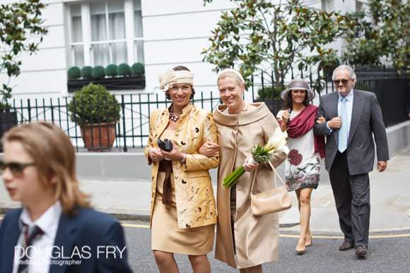 walking to chelsea physic garden