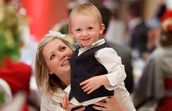Photograph at Wotton House, Surrey Photograph Wedding Guests at Wotton House in Surrey