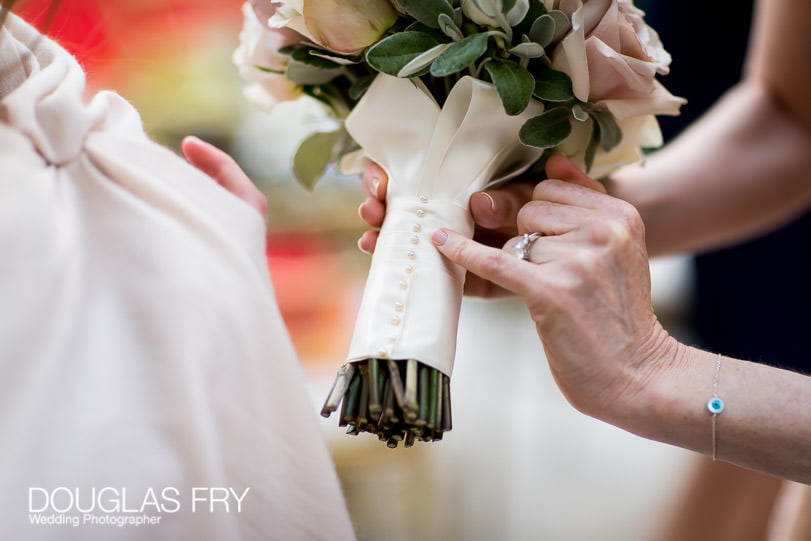 Wedding Photographer Mandarin Oriental Hotel - bouquet