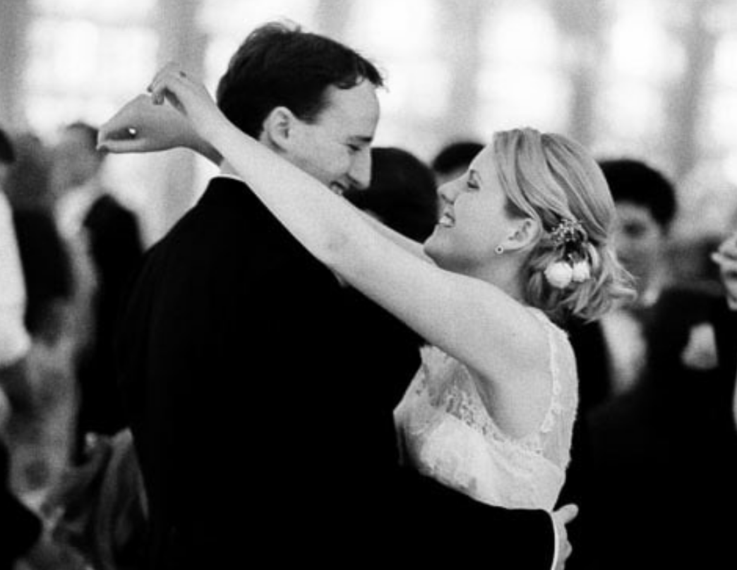 Couple dancing at Inner Temple