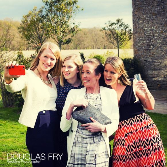 Wedding Photographer Woodstock and Blenheim Palace in Oxfordshire 7 Wedding Guests taking Selfie