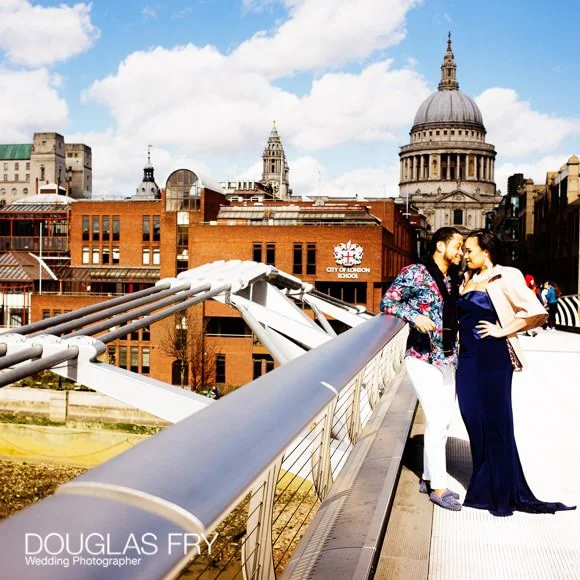 Anniversary Photoshoot for US Couple in London 4 Photograph of coupe on Millenium Bridge in London