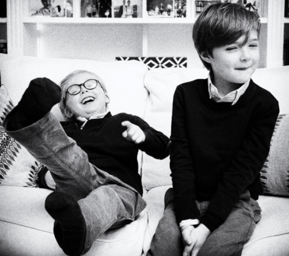 Family photographer - children playing at home in London