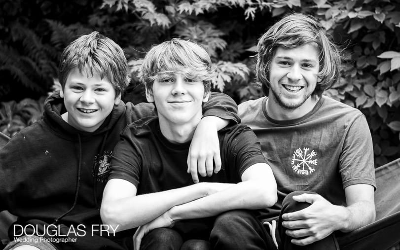 Family photographer - teenagers - brothers together in Oxford