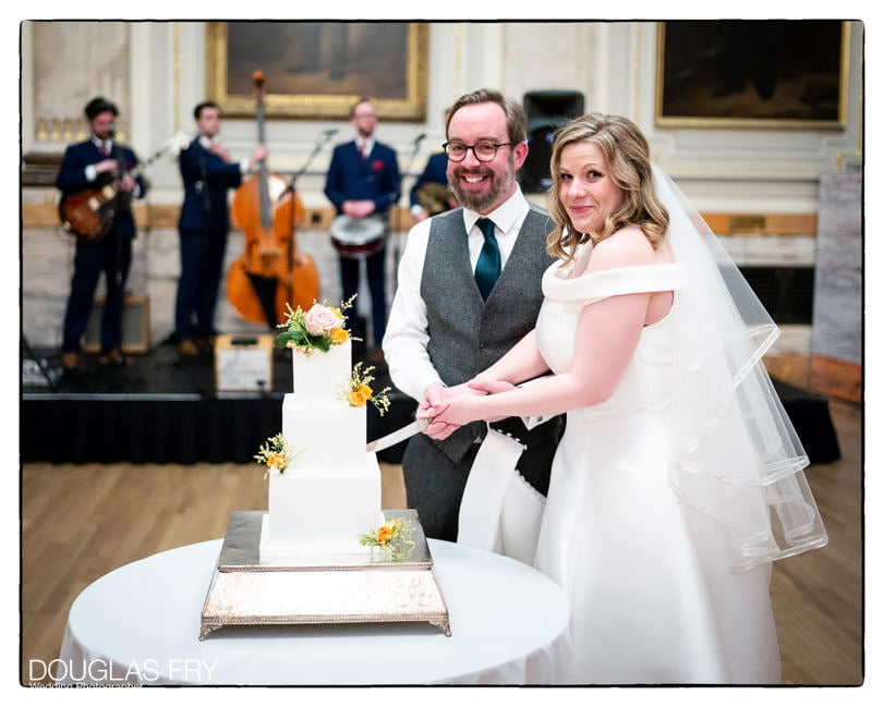One Great George Street Wedding - Photography of cake cutting