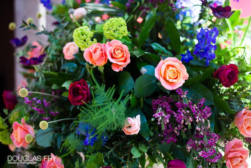Wedding Photographer - Flower arrangements at St George's Hannover Square