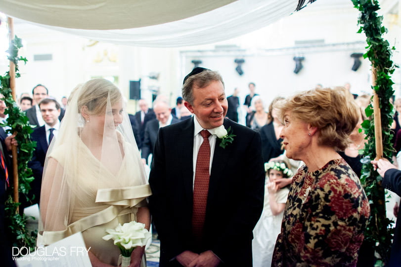 Wedding photographer at Mandarin Oriental - Jewish ceremony